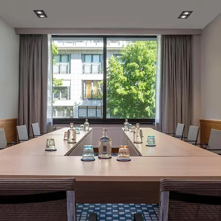 Doubletree By Hilton Ku'damm * Berlin