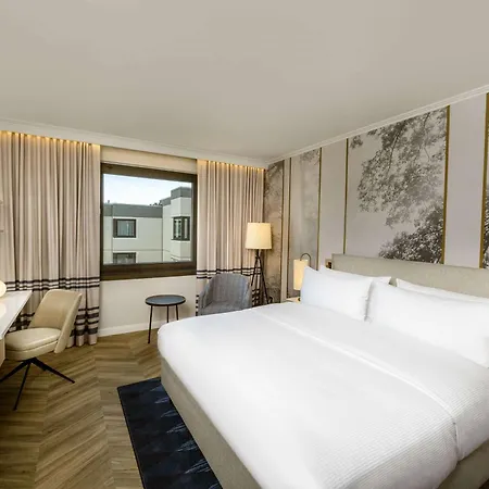 Doubletree By Hilton Ku'damm *