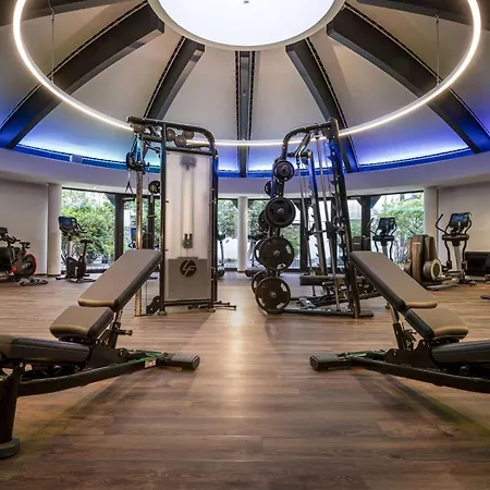 Doubletree By Hilton Ku'damm 호텔 *