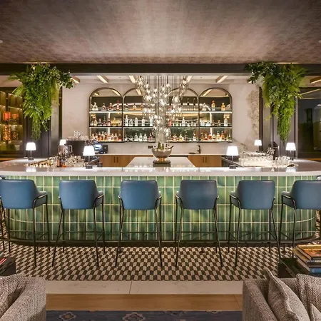Doubletree By Hilton Ku'damm מלון
