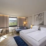 酒店 Doubletree By Hilton Ku'damm 5*