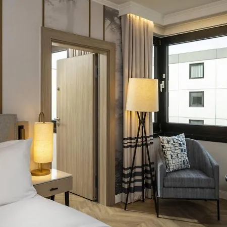 Doubletree By Hilton Ku'damm * Berlim