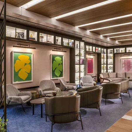 Doubletree By Hilton Ku'damm 5* Berlín